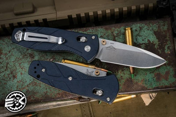 Benchmade Battle: Full-Size Barrage vs. Mini Barrage