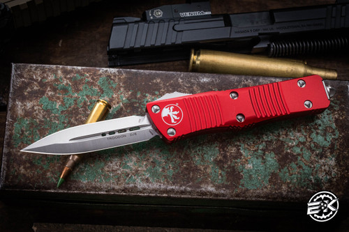 Preowned-Microtech Troodon OTF Automatic Knife Red 3" Dagger Satin 138-4RD